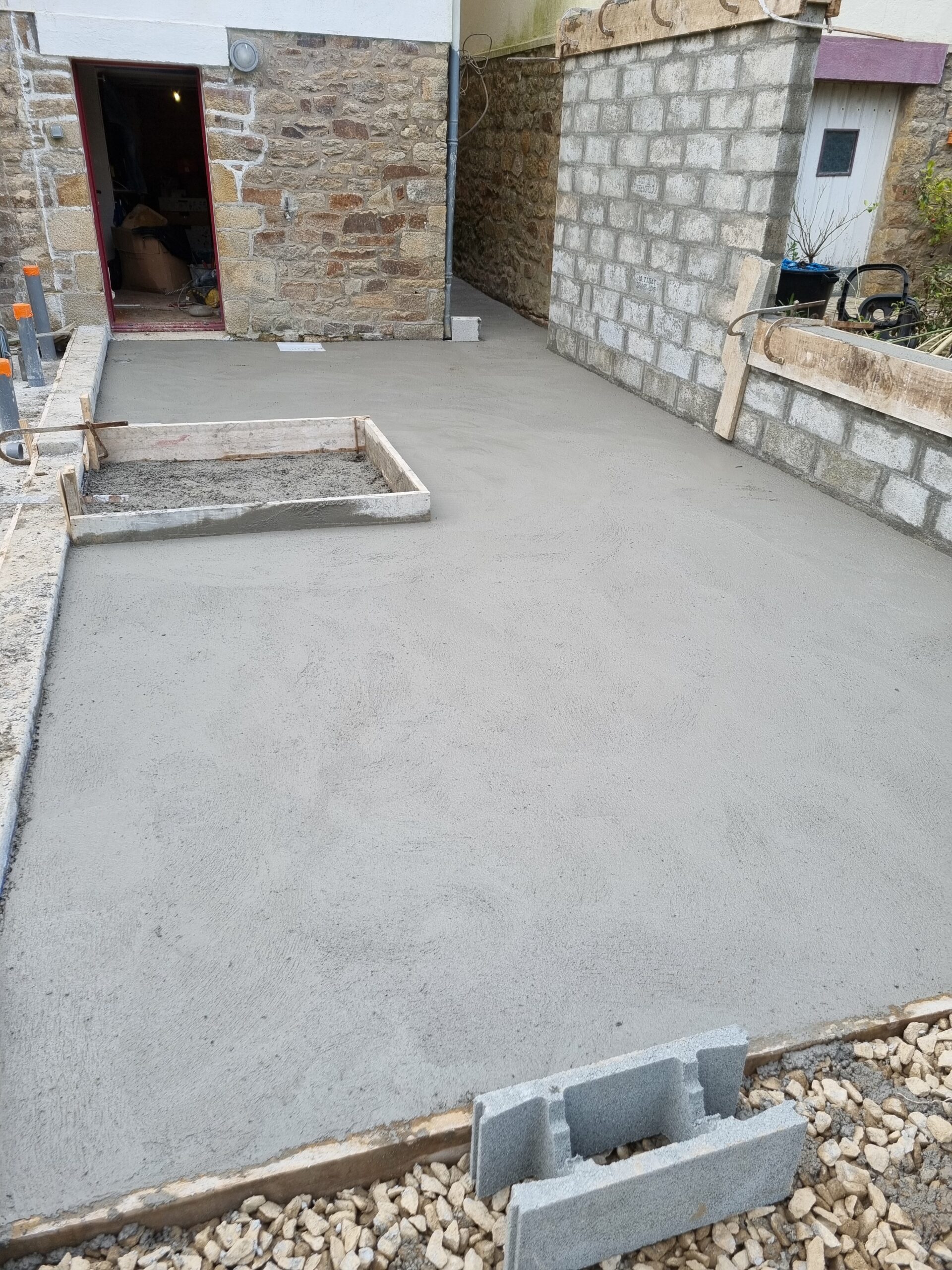 Terrasse béton taloché